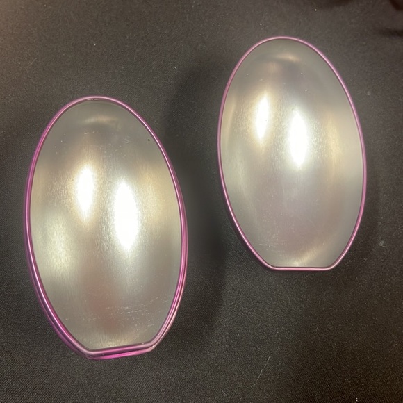 Smarties Tin Container - Picture 8 of 10